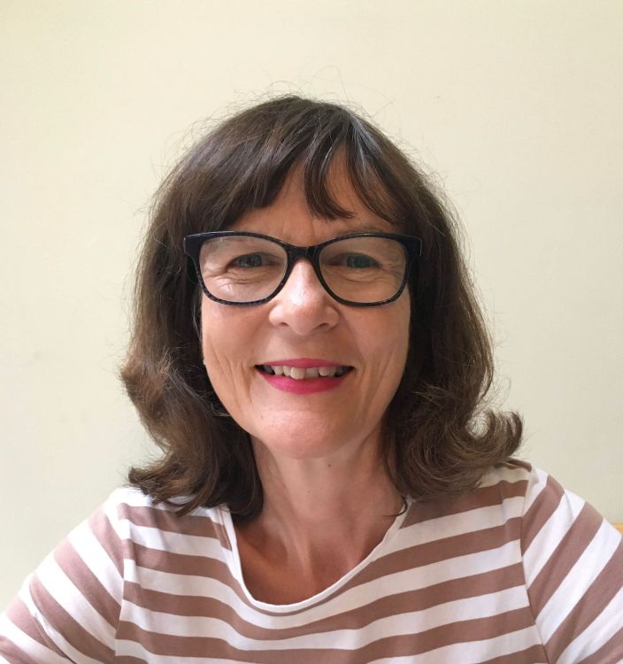 Head photograph of Jenny Smith